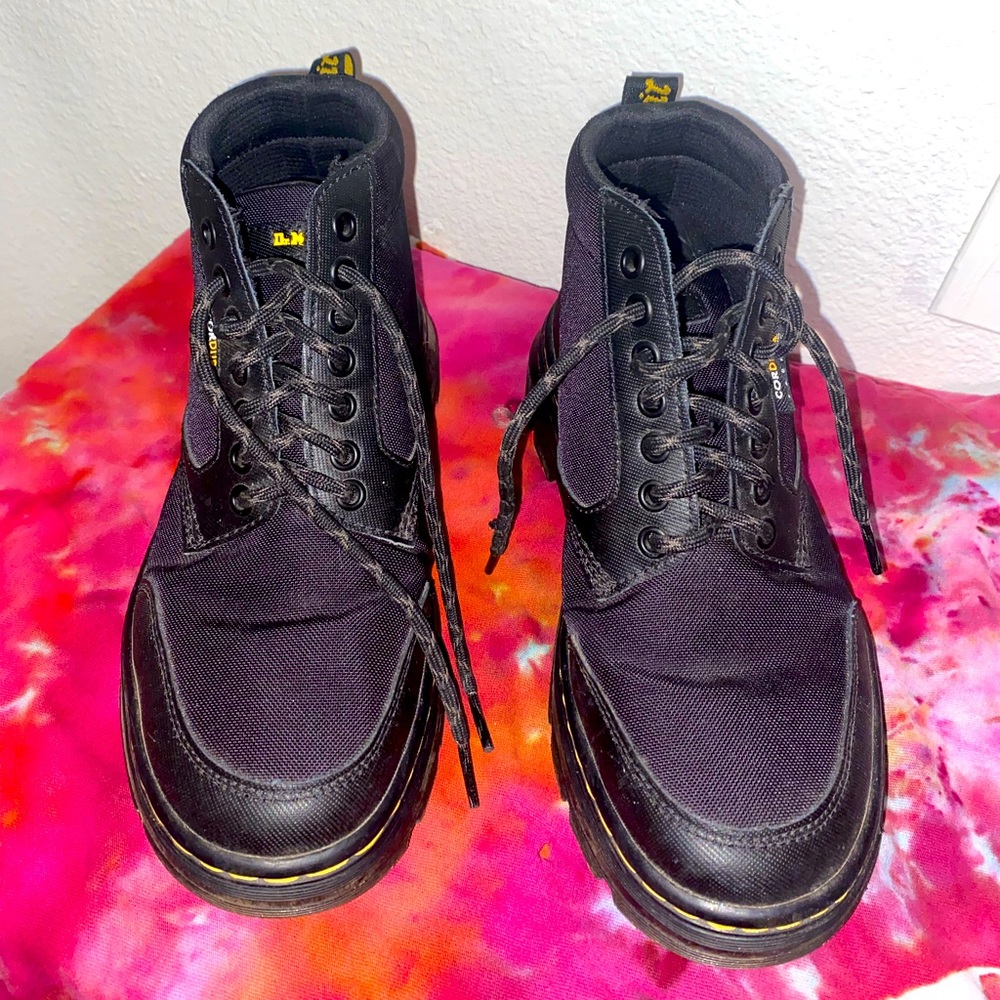 Dr.Marten’s comb boots